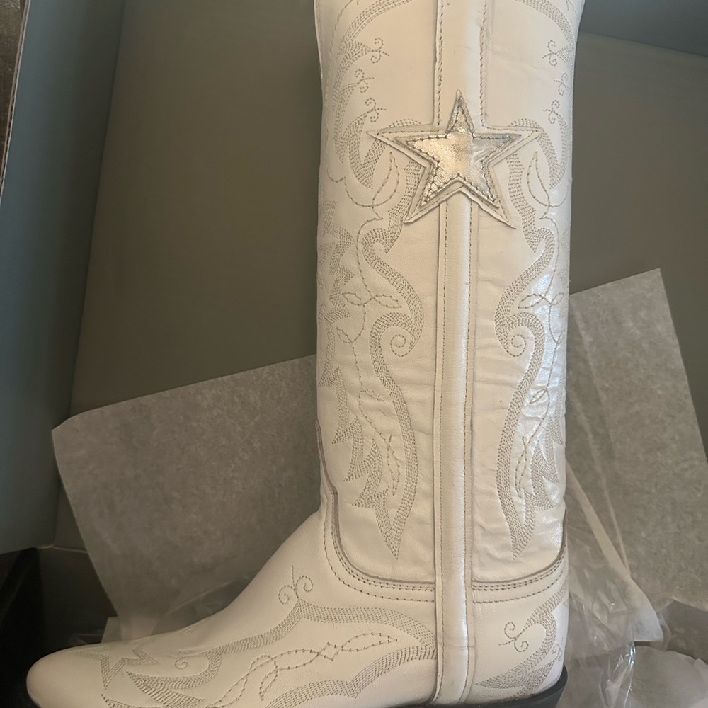 White Star Embroidered Cowboy Boot
